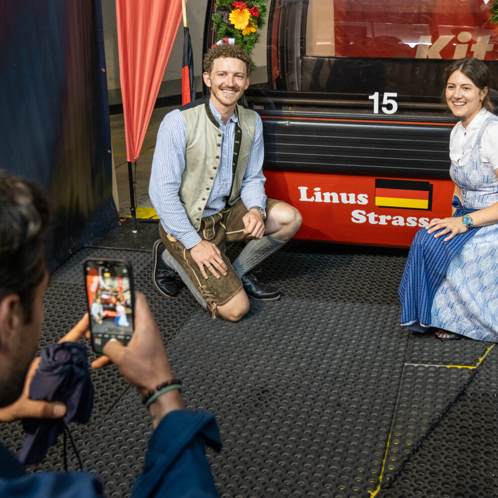 Linus Straßer mit seiner Frau Maria © alpinguin